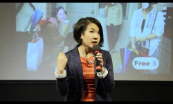 Photo of Wei Tingting in a meeting